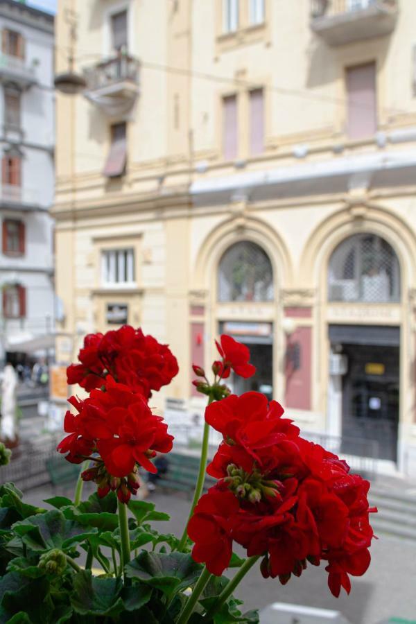 Il Balcone Sulla Piazza Villa Naples Exterior photo